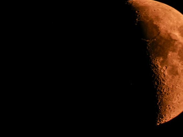 Gerhana Bulan, Inilah Mitos, Anjuran, dan Hikmah yang Dapat Diambil